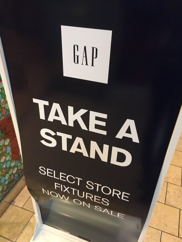 Gap Closing Westfield Mall Palm Desert