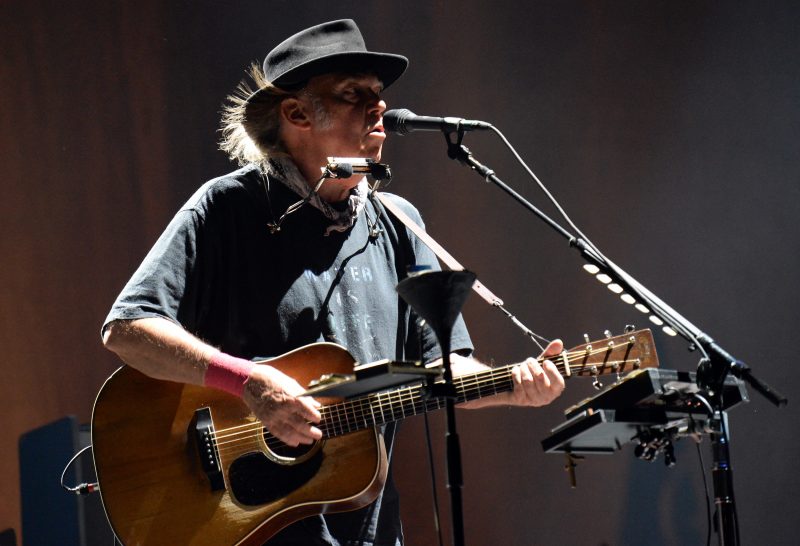 INDIO, CA - OCTOBER 15: Musician Neil Young performs with Promise of the Real onstage during Desert Trip at The Empire Polo Club on October 15, 2016 in Indio, California. (Photo by Kevin Mazur/Getty Images for Desert Trip)