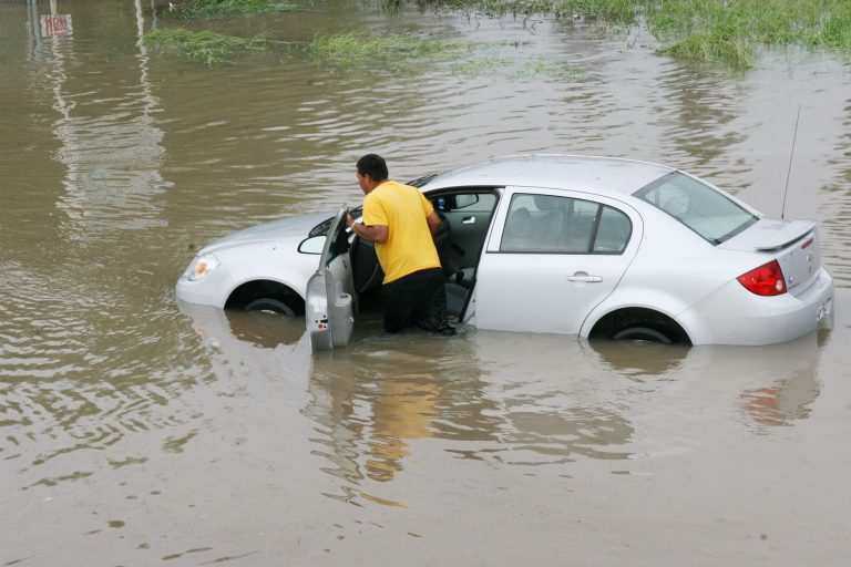 KESQ Uses Facebook to Find “Completely Submerged” Drivers