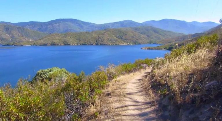 This Video Lets You Hike The Entire Pacific Crest Trail in Just 3 Minutes