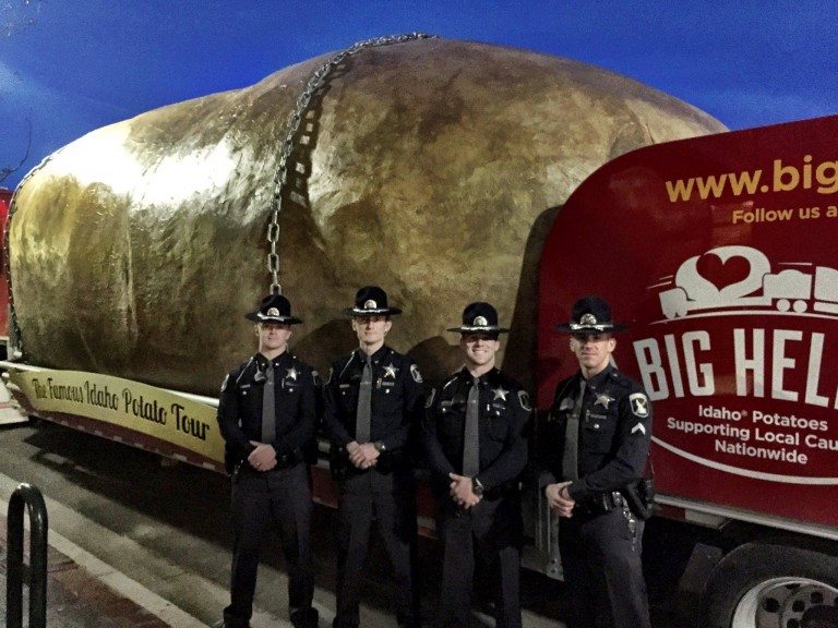 A giant potato is coming to the Desert (because clearly, we are not eating enough fries)