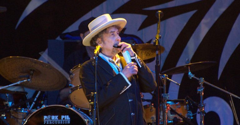 Bob Dylan wins Nobel Prize