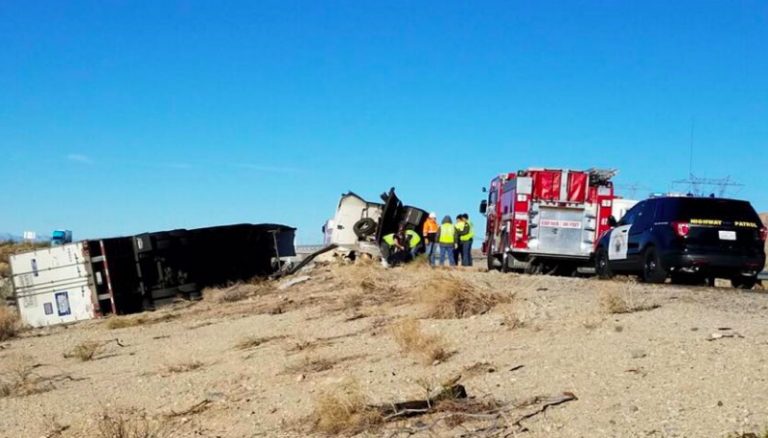 Two dead, three big rigs overturned on I-10 near Cactus City