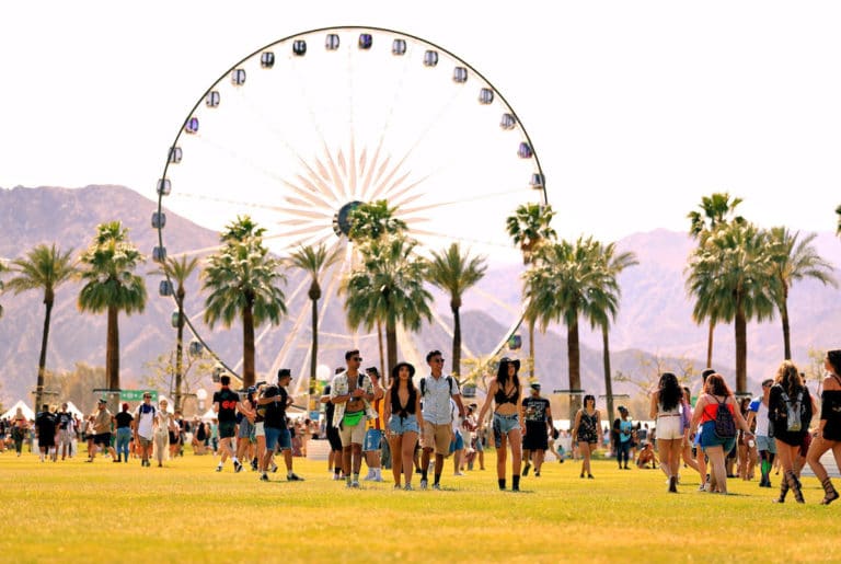 Video goes viral of couple really, really enjoying the Coachella Ferris wheel