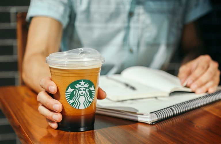 Starbucks is getting rid of plastic straws