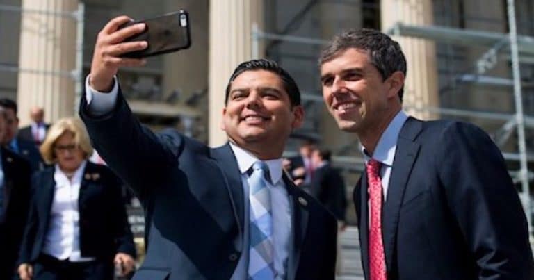 Beto O’Rourke took a selfie with a fan