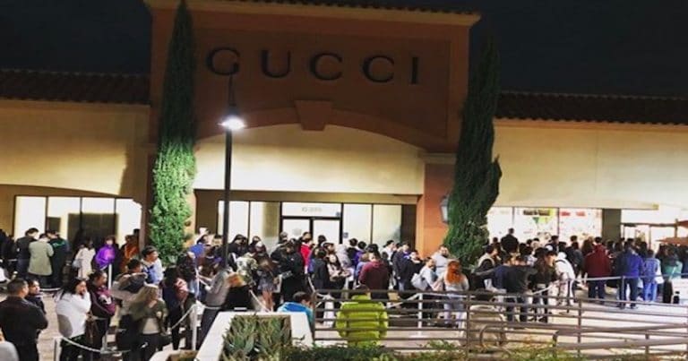 Black Friday shopping at the Cabazon Outlets looks like it was super fun ?