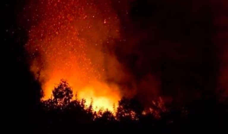 Fire burns near Palm Springs Aerial Tramway, forces evacuation