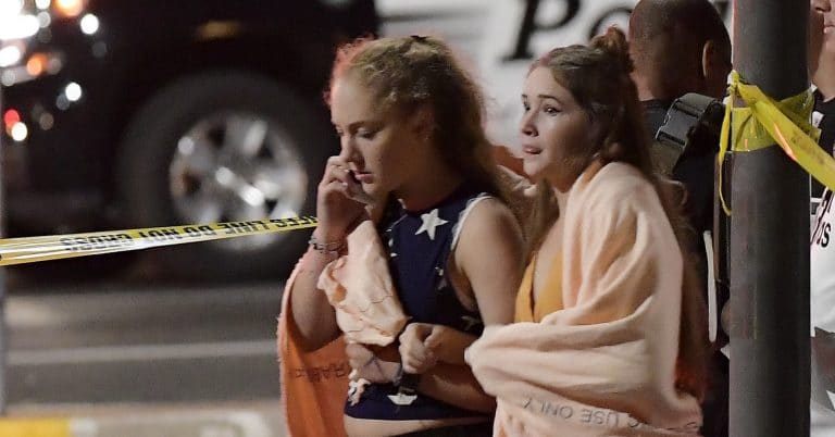 Mass shooting at Thousand Oaks nightclub leaves 12 victims, gunman dead