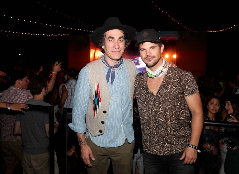 Photos | Taylor Lautner, Rob Gronkowski, Kelly Osborne, Sam Hunt, more attend Neon Carnival