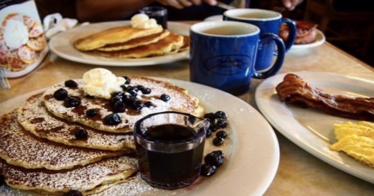 Palm Springs restaurant makes Yelp’s Top 100 Brunch Spot list