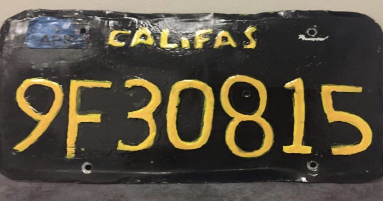 Remarkably, this fake California license plate didn’t fool anyone