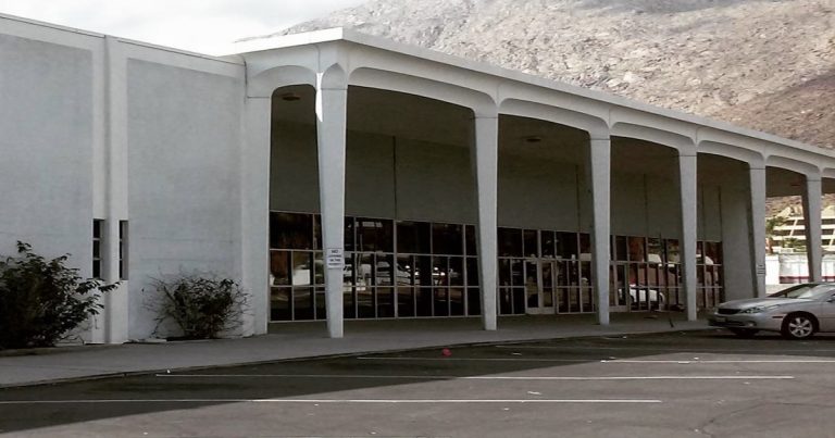 Palm Springs Post Office closed after van plows into lobby